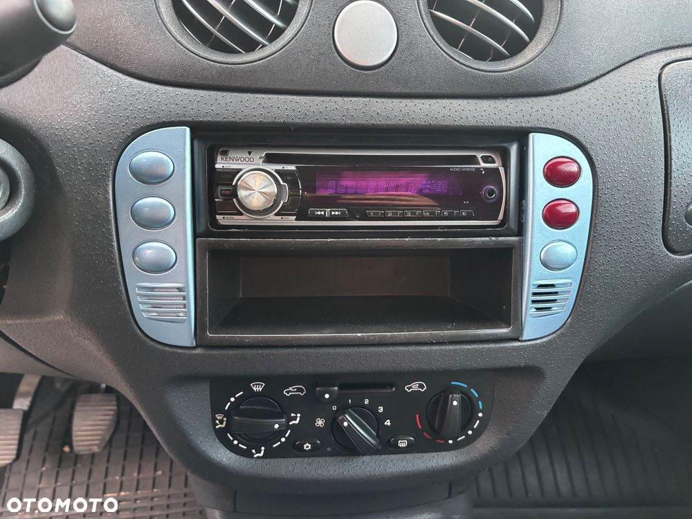 Citroën C3 1.1 SX - 24