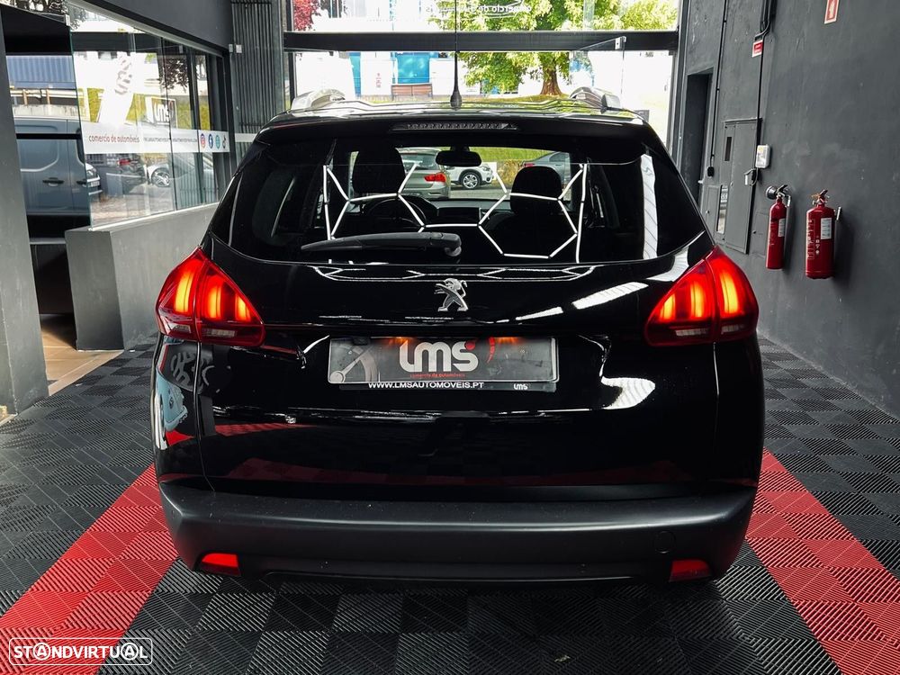 Peugeot 2008 1.2 PureTech Allure - 9