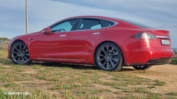 Tesla Model S Long Range