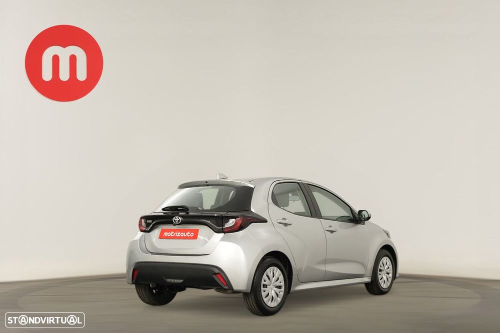Toyota Yaris 1.0 VVT-i Comfort Plus - 4