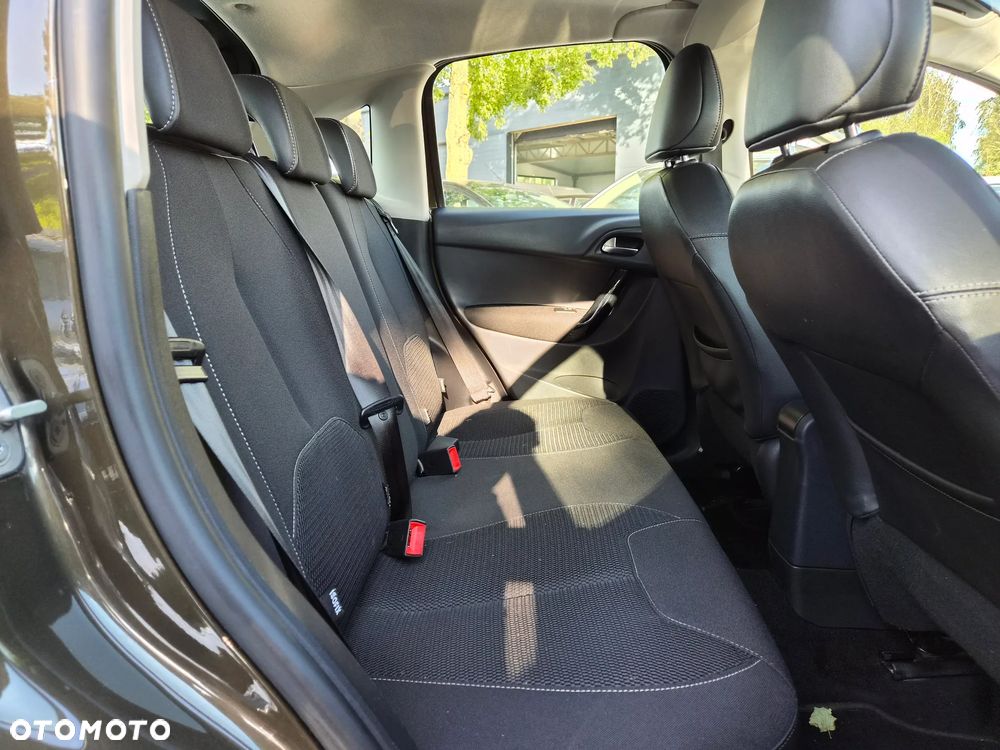 Citroën C3 e-HDi 90 FAP Exclusive - 19