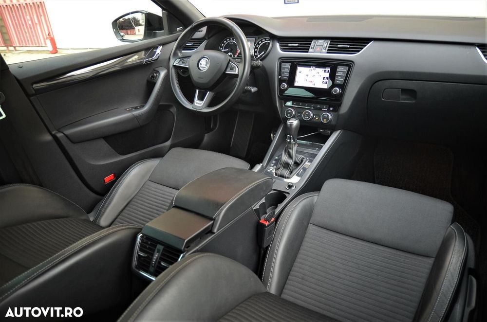 Skoda Octavia 2.0 TDI (Green tec) DSG RS - 10