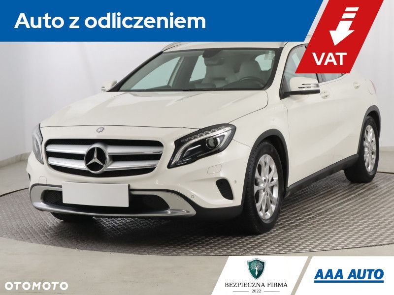 Mercedes-Benz GLA - 1