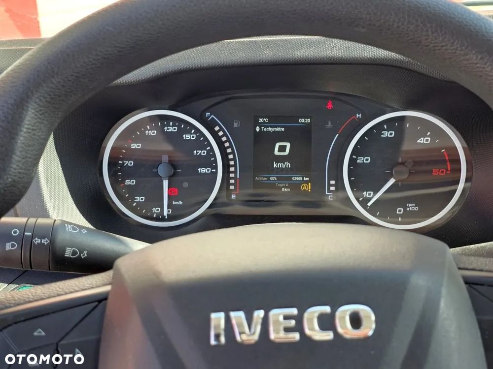 Iveco Daily / Oil&Steel 1812 - 8