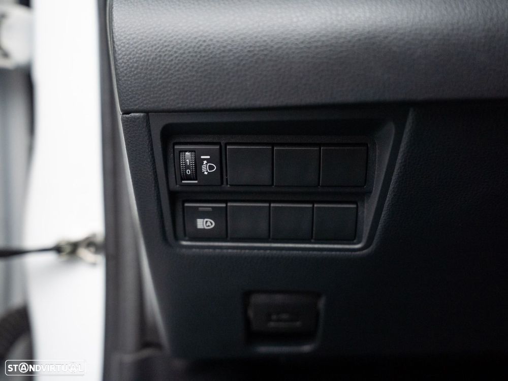 Toyota Yaris 1.5 HDF Comfort - 18