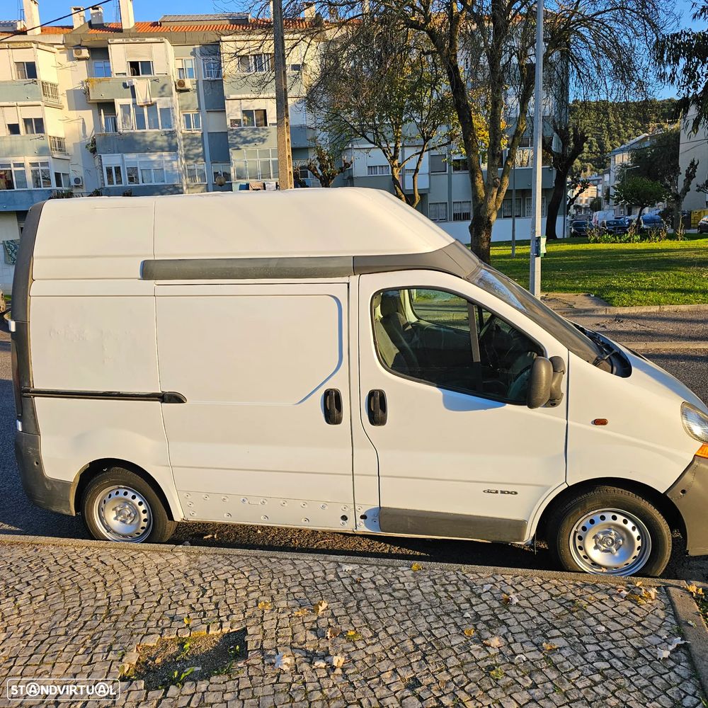 Renault Trafic - 10