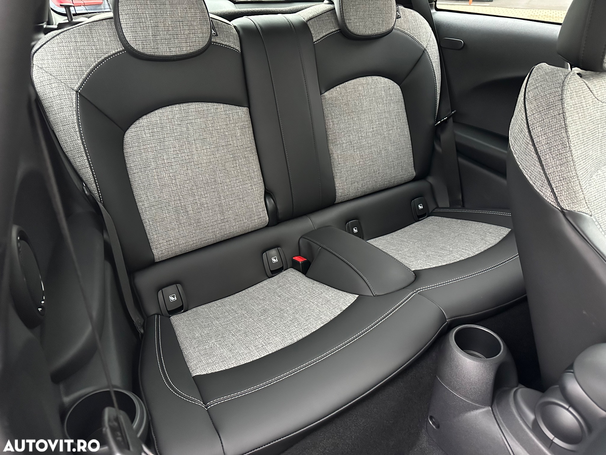 Mini Cooper E Classic Trim - 17