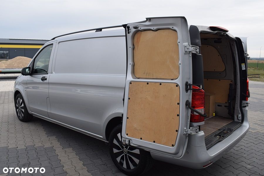 Mercedes-Benz VITO - 29