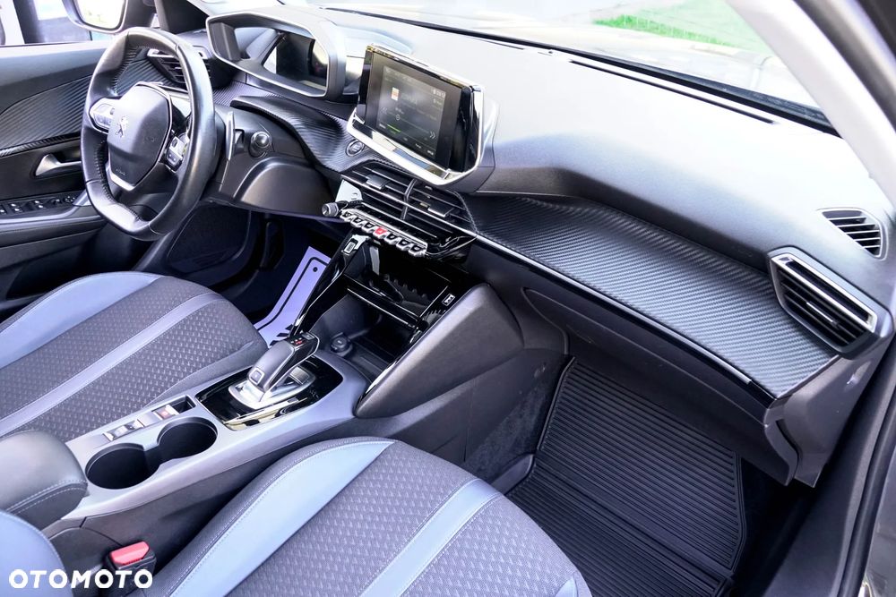 Peugeot 2008 - 19