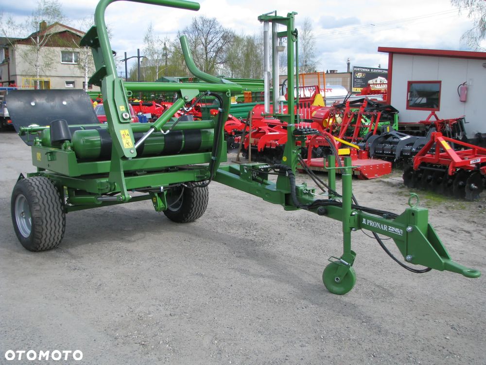 Pronar Owijarka samozaładowcza bel PRONAR Z-245, Z-245/1, Metal-Fach 577 samozaładowcze, belarka, foliarka, zawieszame ROLMAKO, SIPMA, - 10