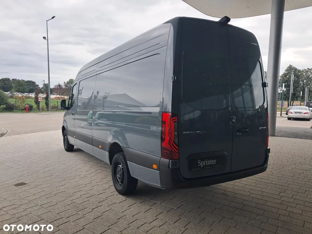 Mercedes-Benz Sprinter Furgon - 7