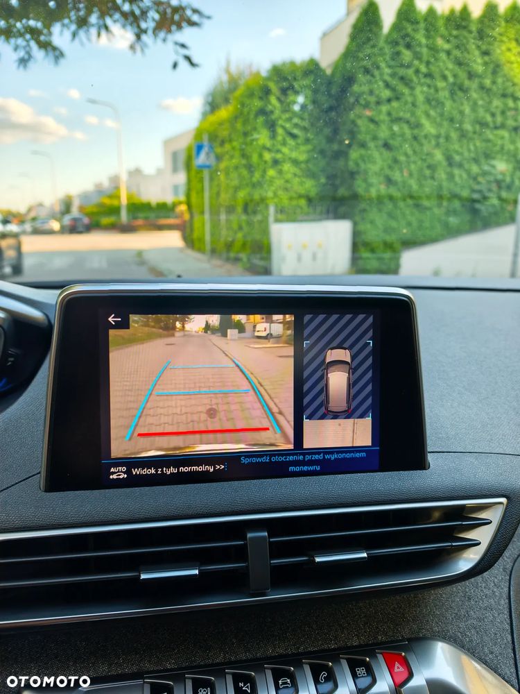 Peugeot 3008 PureTech 130 Stop & Start GPF Allure - 24