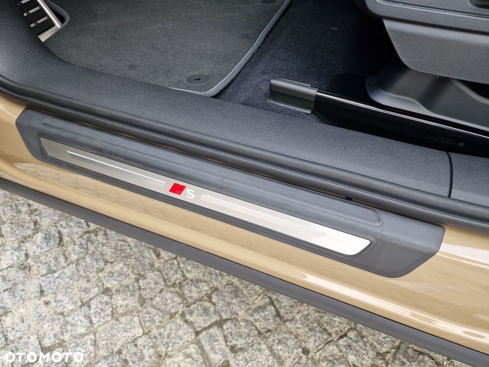 Audi Q5 Sportback - 16