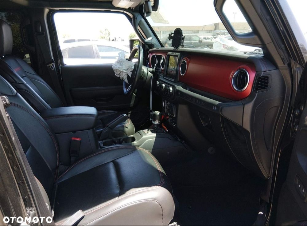 Jeep Wrangler - 9