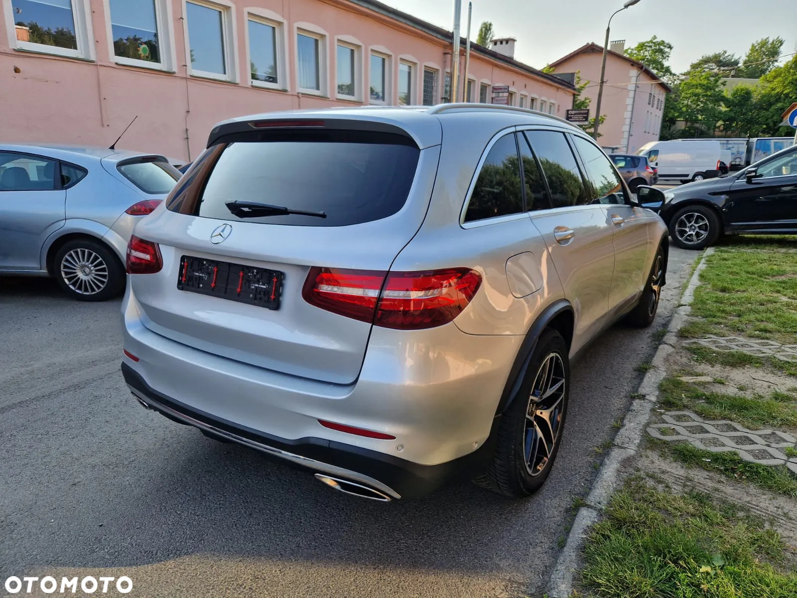 Mercedes-Benz GLC 300 Coupe 4Matic 9G-TRONIC AMG Line - 14