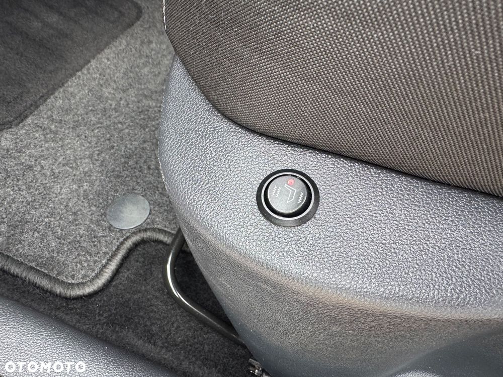 Renault Clio 1.2 16V 75 LIMITED - 16