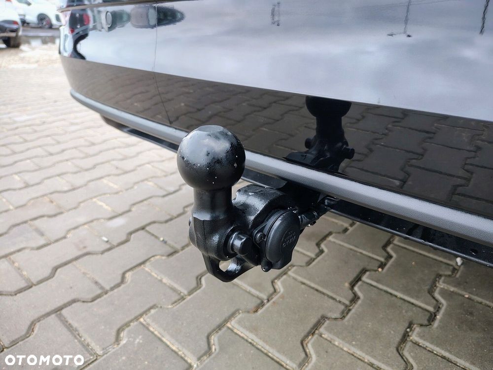 Volkswagen Golf Variant - 12