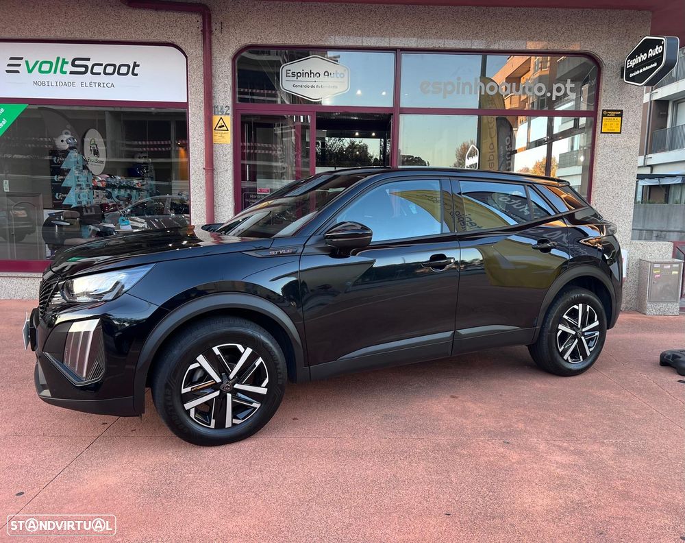 Peugeot 2008 1.2 Style - 4
