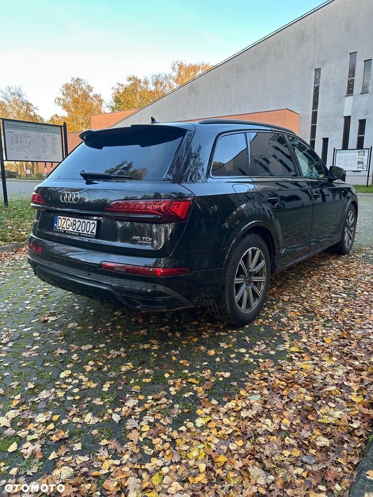Audi Q7 - 6