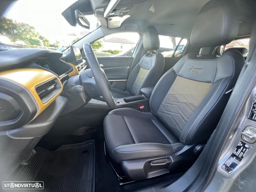 Jeep Avenger 54 kWh Summit - 19