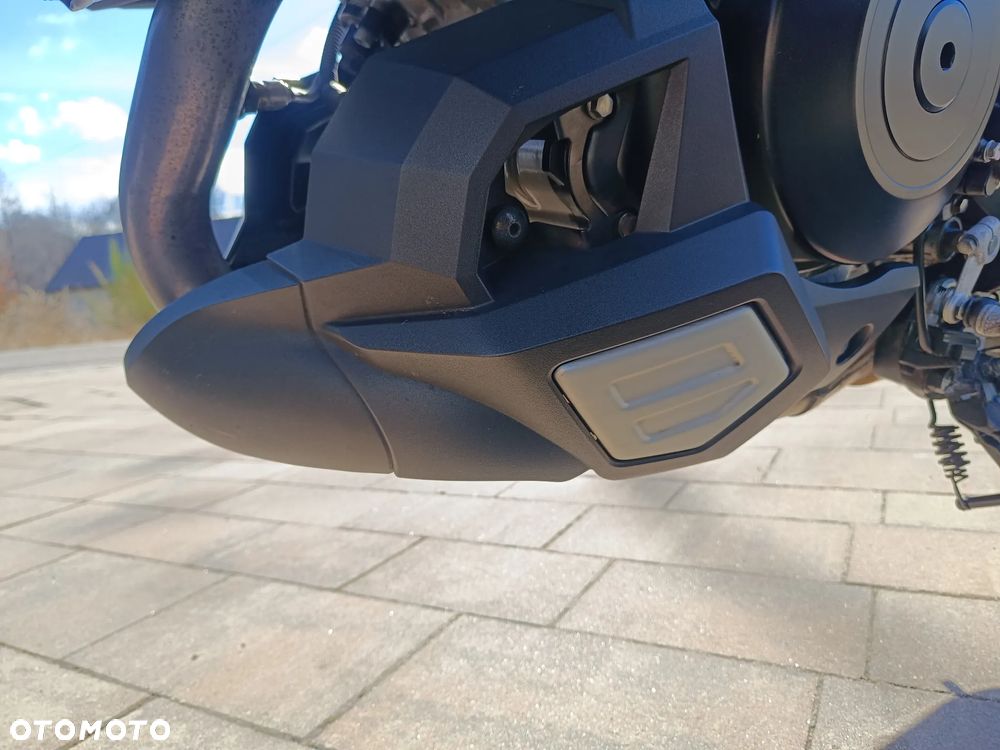 Suzuki V-STROM - 22