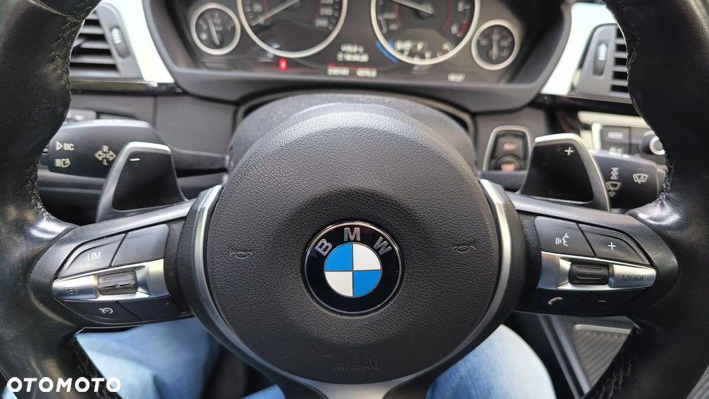 BMW Seria 3 320d M Sport - 21