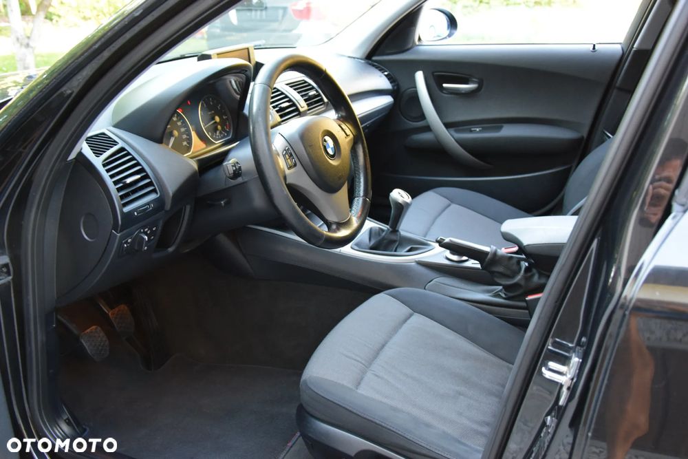 BMW Seria 1 - 20