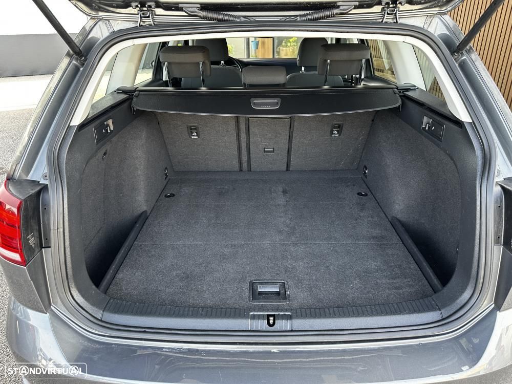 VW Golf Variant 1.6 TDi Confortline - 39