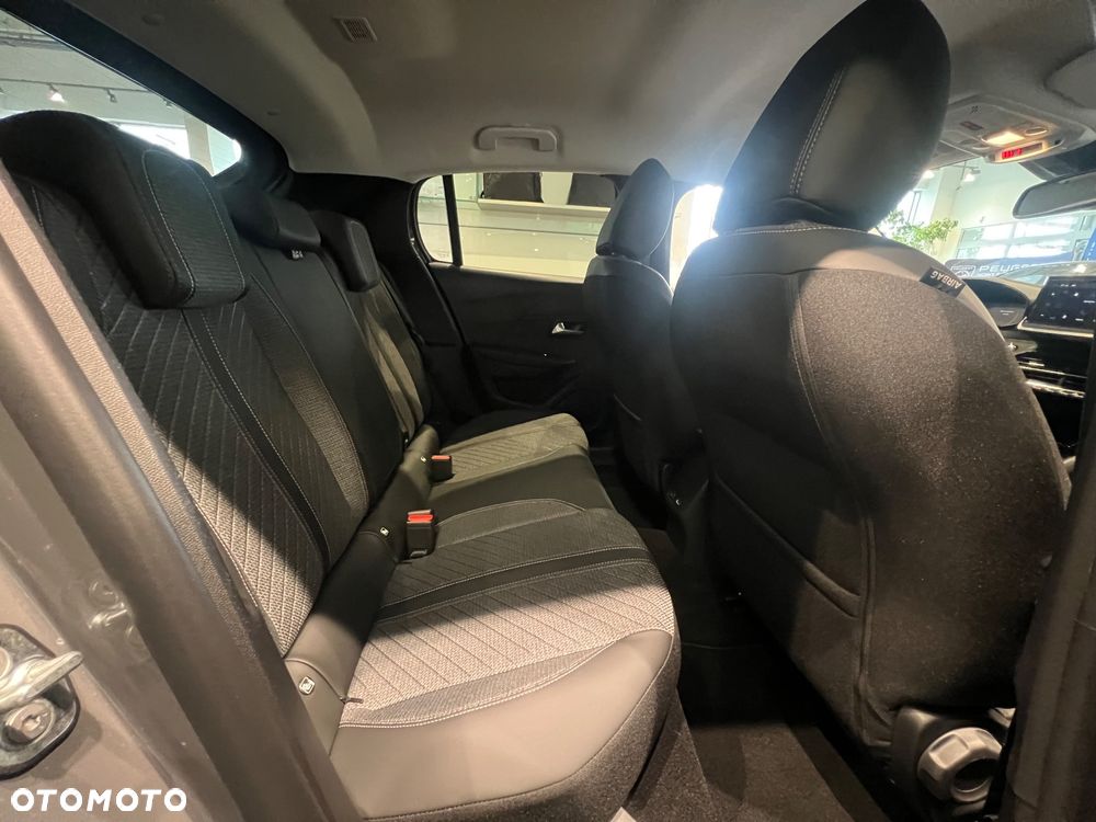 Peugeot 208 50kWh Allure - 14