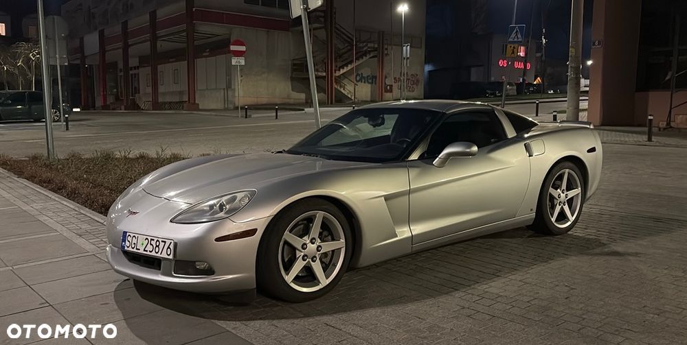Chevrolet Corvette - 2