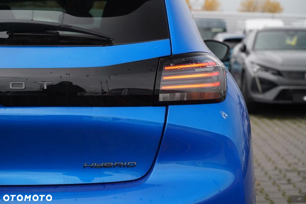Peugeot 208 1.2 mHEV Allure - 24