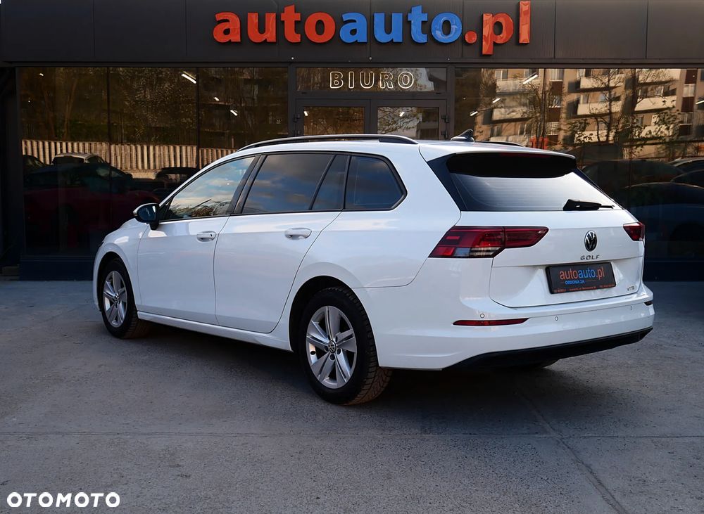 Volkswagen Golf 1.0 eTSI United DSG - 22