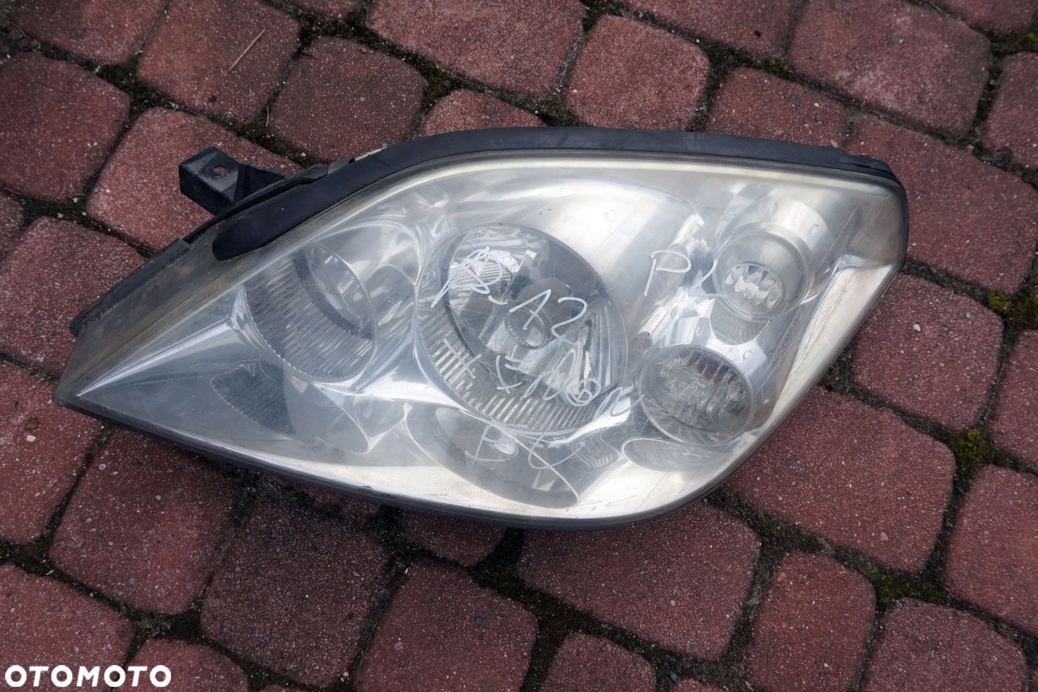 LAMPA PRZEDNIA LEWA PRIMERA P12 XENON NISSAN 2002-2007 - 1