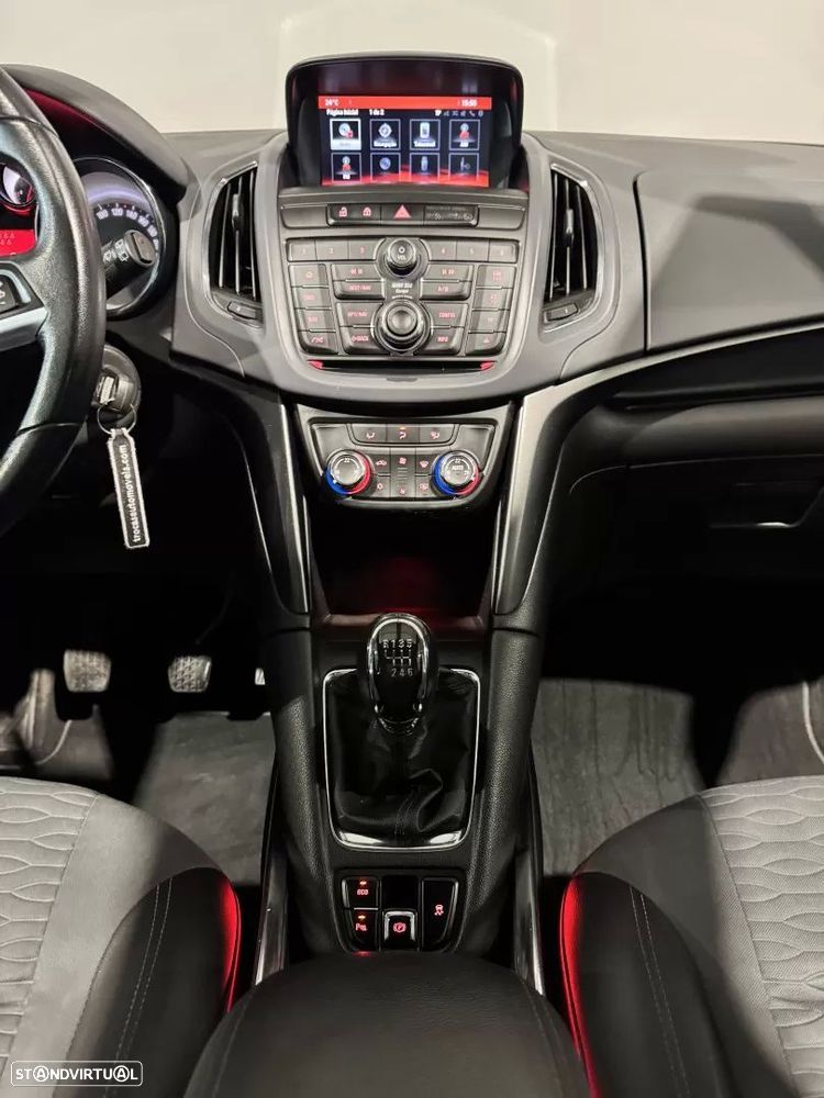 Opel Zafira 1.6 CDTi Cosmo - 39