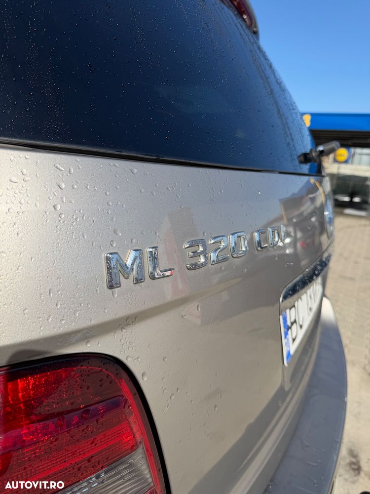 Mercedes-Benz ML - 11