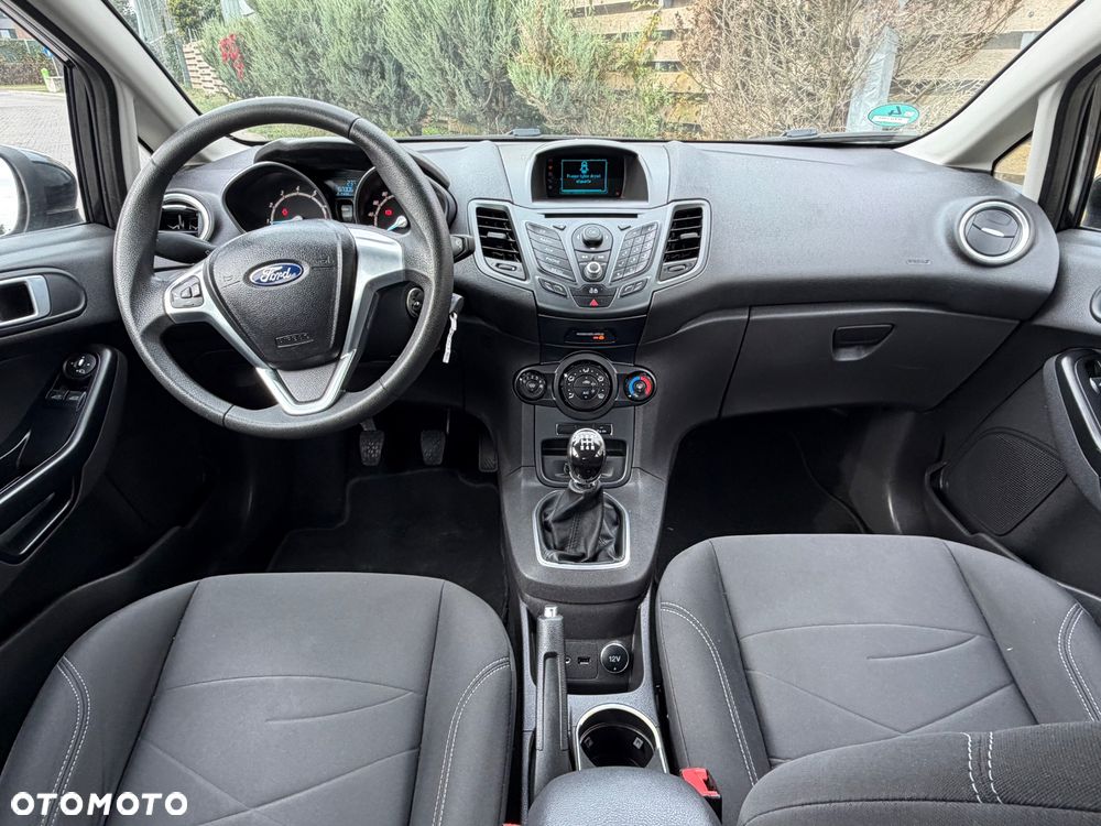 Ford Fiesta 1.25 Platinium X - 4