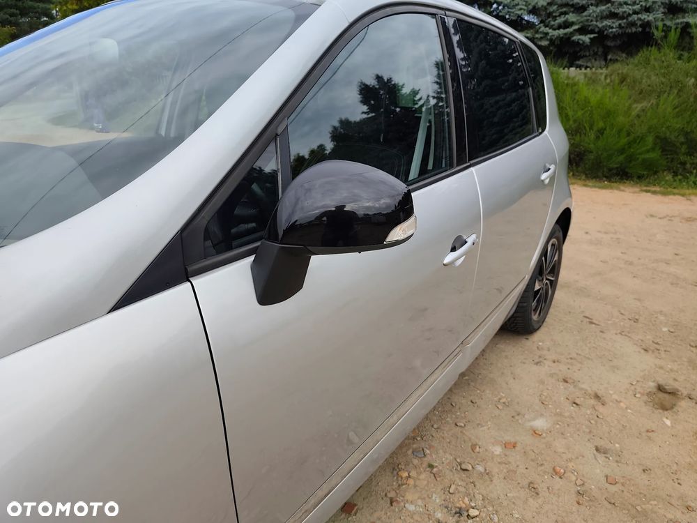 Renault Scenic ENERGY TCe 130 BOSE EDITION - 27