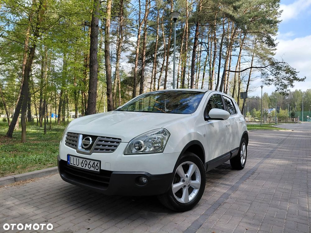 Nissan Qashqai - 1