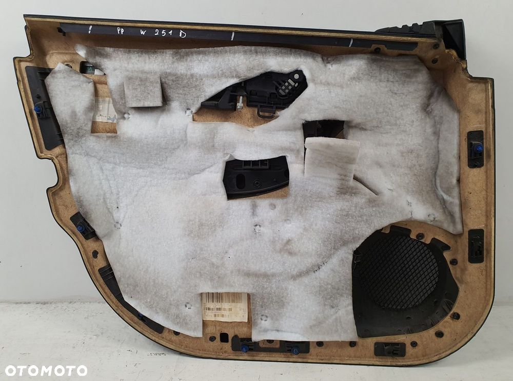 TAPICERKA BOCZEK PRAWY PRZÓD MERCEDES W251 EUROPA - 6