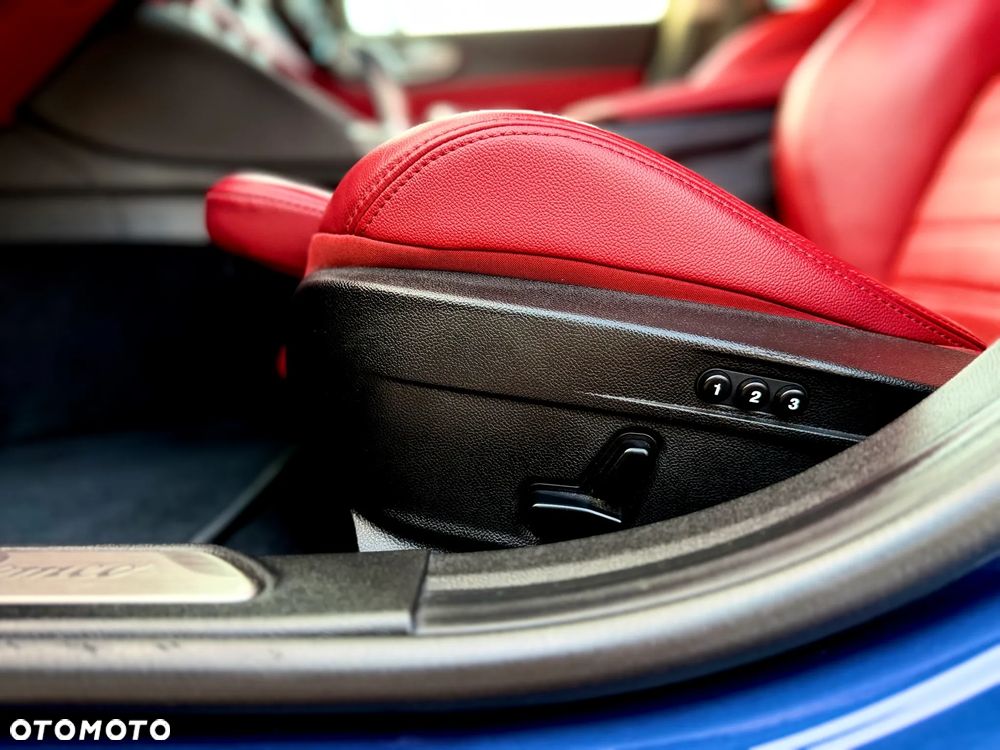 Alfa Romeo Giulia 2.0 Turbo 16V AT8 Veloce Ti - 20