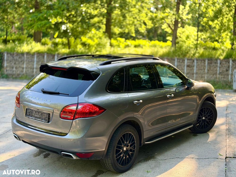 Porsche Cayenne - 3