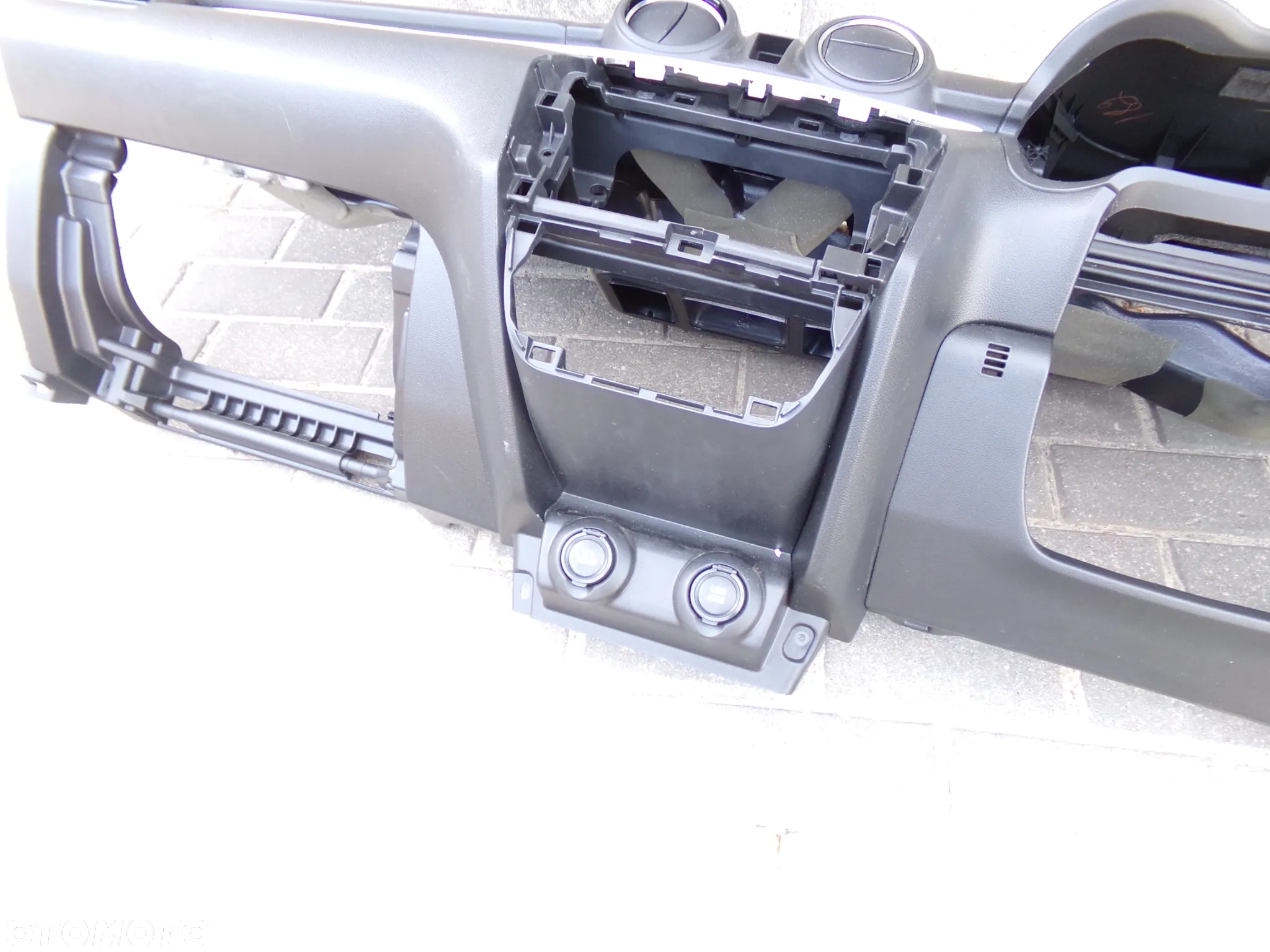 Deska rozdzielcza kokpit Suzuki Swift MK8 17- - 5