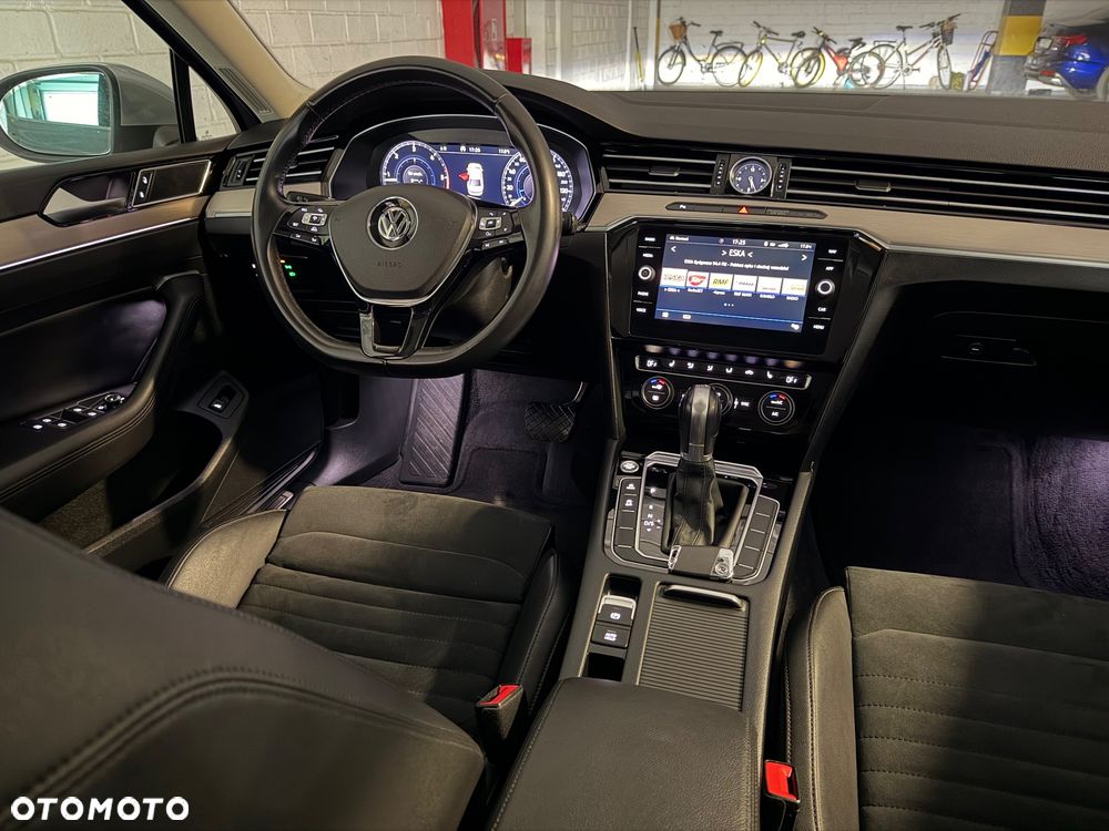 Volkswagen Passat 2.0 TDI BMT Highline DSG7 - 11