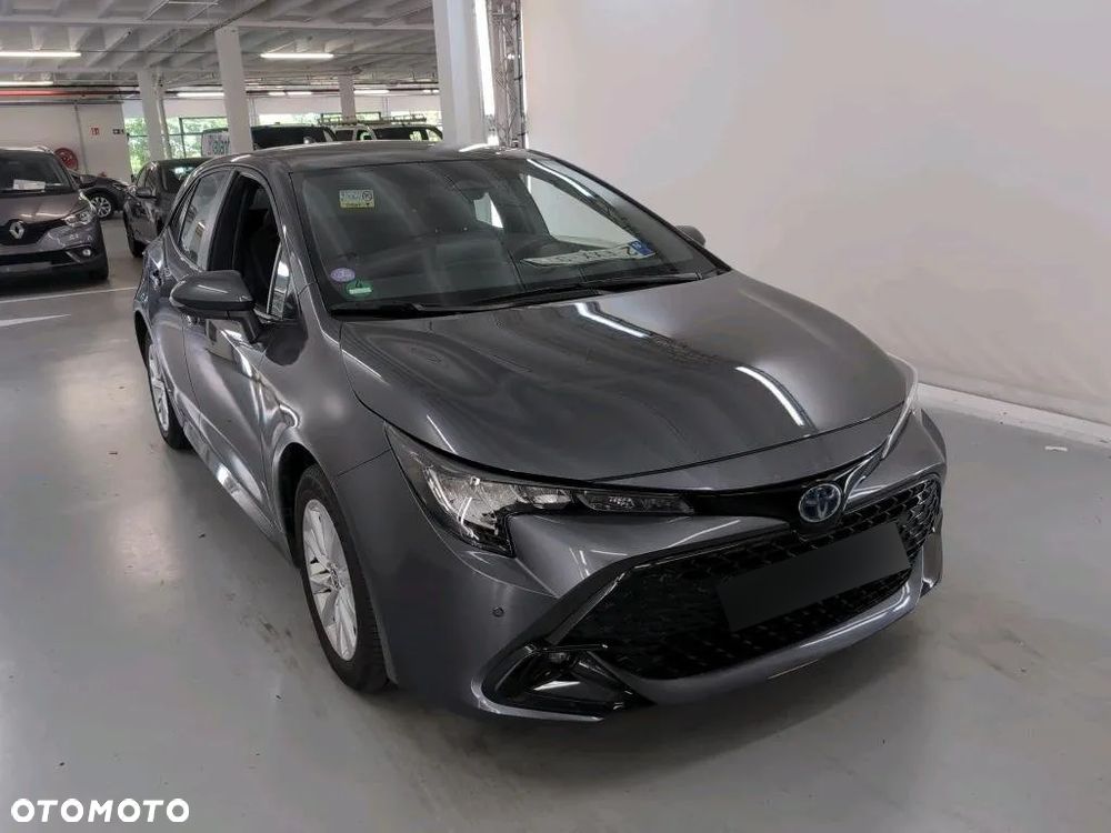 Toyota Corolla - 1