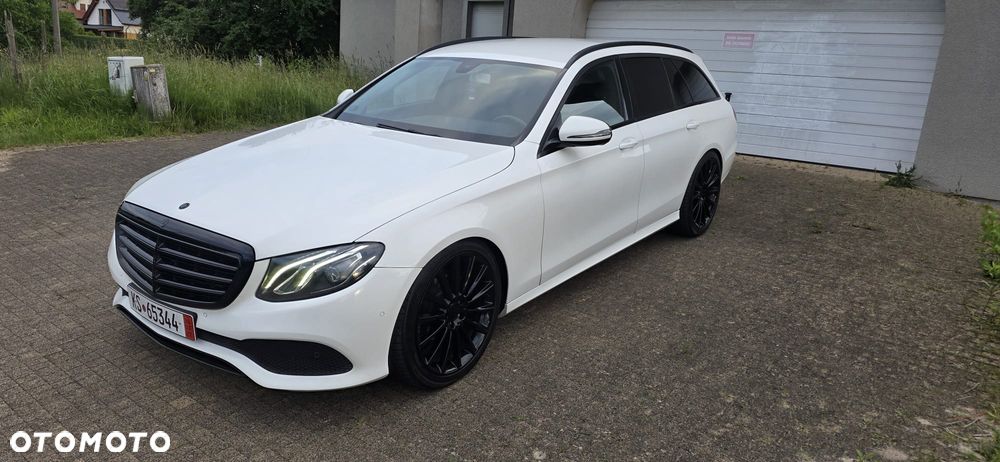 Mercedes-Benz Klasa E 220 d Business Edition 9G-TRONIC - 2