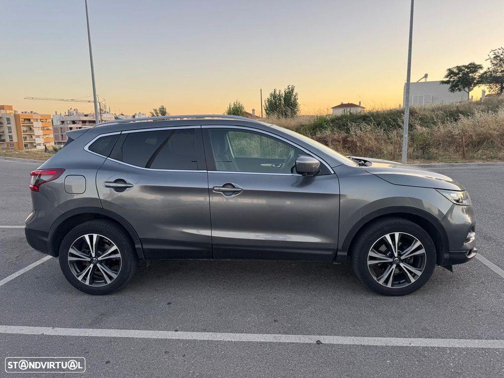 Nissan Qashqai 1.6 dCi Xtronic TEKNA - 3