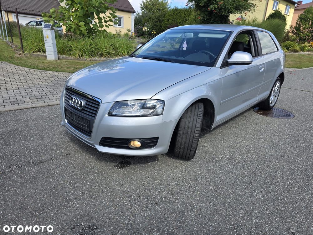 Audi A3 3-drzwiowe 1.6 Ambiente - 18