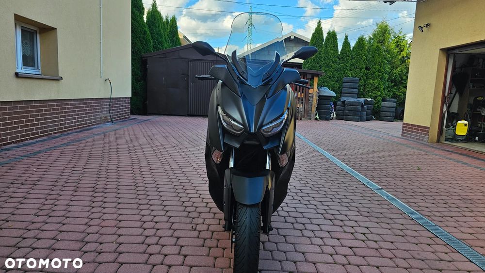 Yamaha X-max - 17
