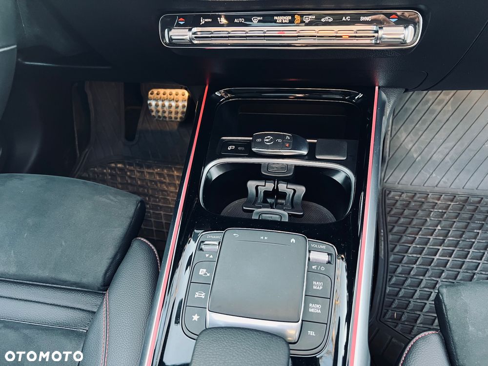 Mercedes-Benz GLB 250 4Matic 8G-DCT Edition AMG Line - 38