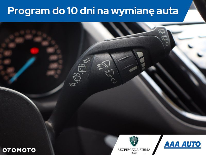 Ford Kuga - 19